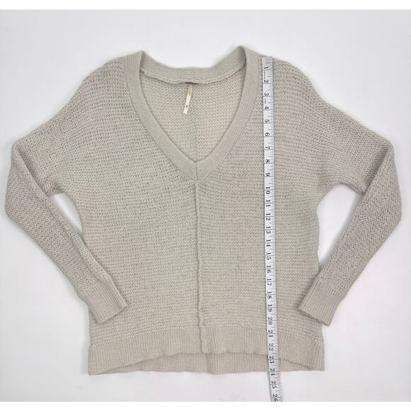 Free People Gray Textured V Neck Alpaca Wool Blend Sweater Size XS - Picture 8 of 10